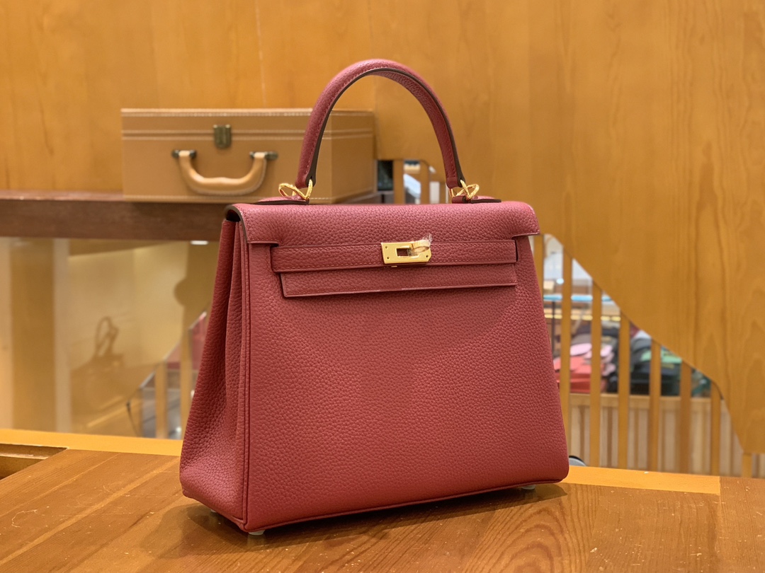 0bc98fe396b5be183f64890cc900841a_1733708799_6386.jpg 0bc98fe396b5be183f64890cc900841a_1733708799_6386.jpg