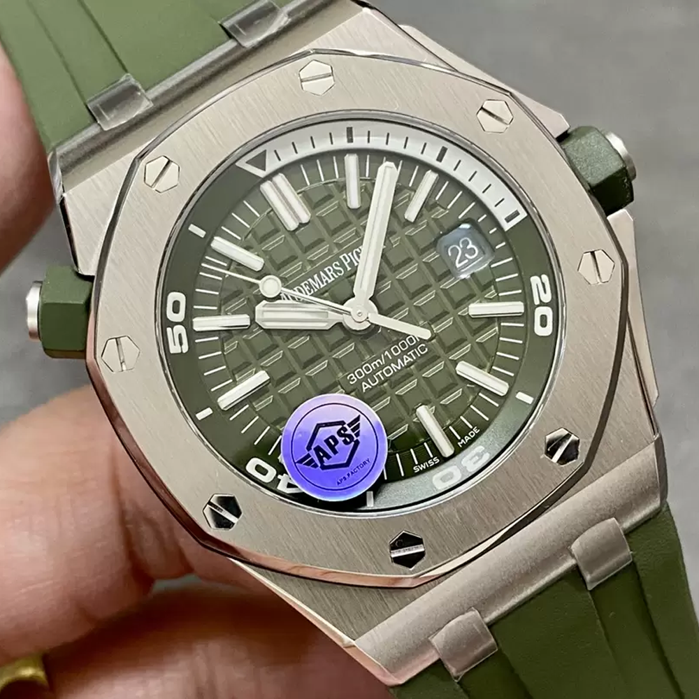 APS공장 오데마피게 로얄오크 오프쇼어 다이버 그린 텍스처 다이얼 SS 그린 러버 스트랩 42mm 15710