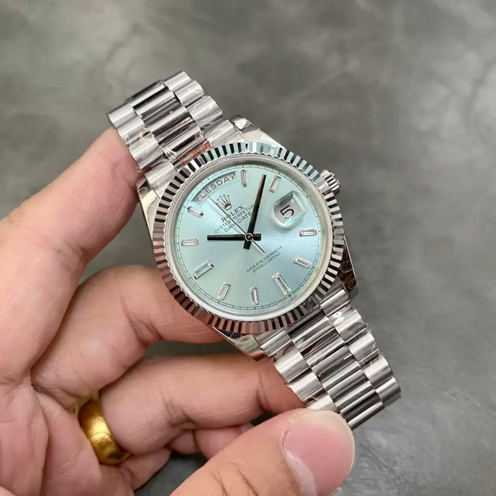 롤렉스 데이데이트 아이스블루 다이얼 바게트인덱스 40mm V3(텅스텐 헤비 버전) 228236