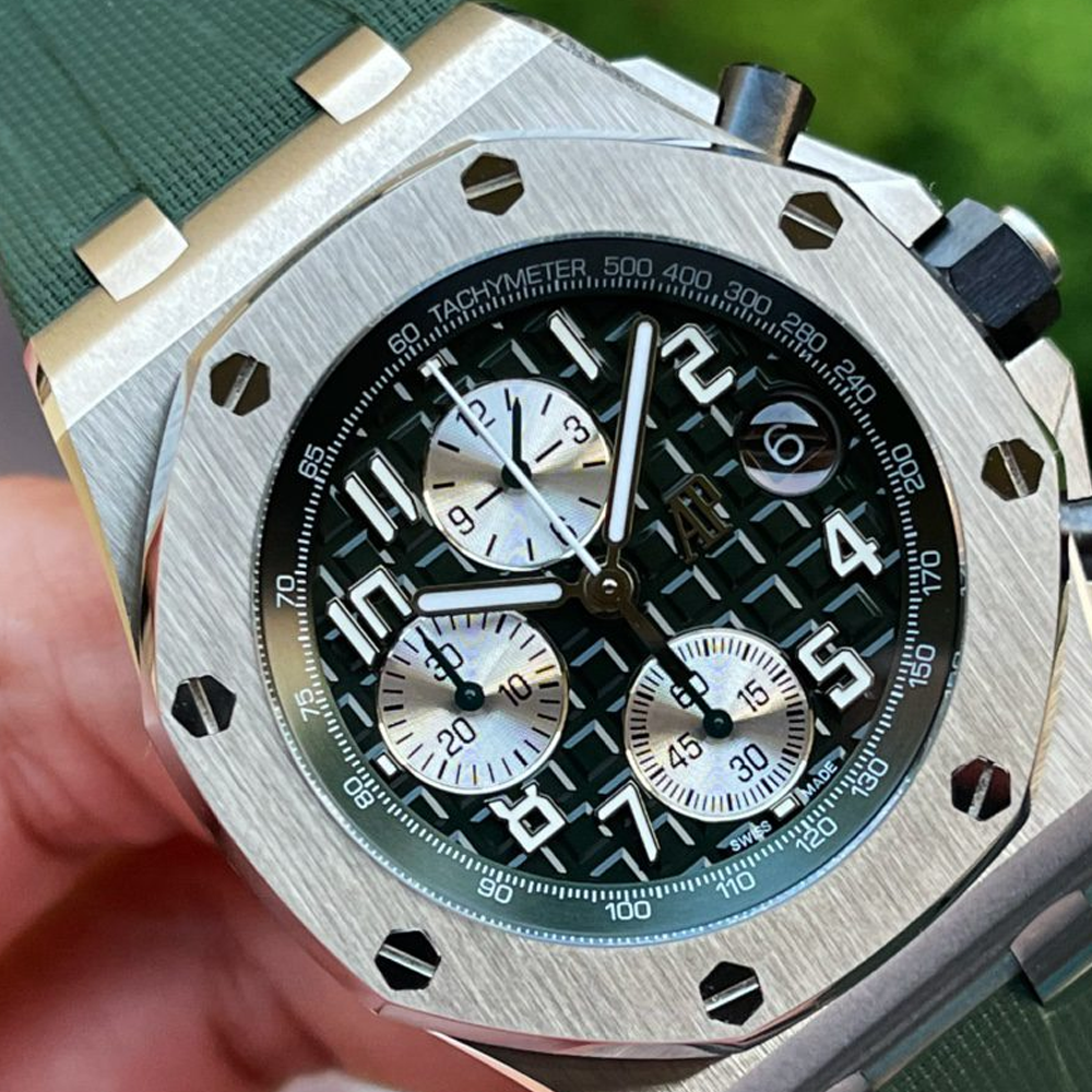 APF공장 오데마피게 로얄오크 오프쇼어 크노로그래프 그린 다이얼 SS 그린 러버 스트랩 42mm 26238TI