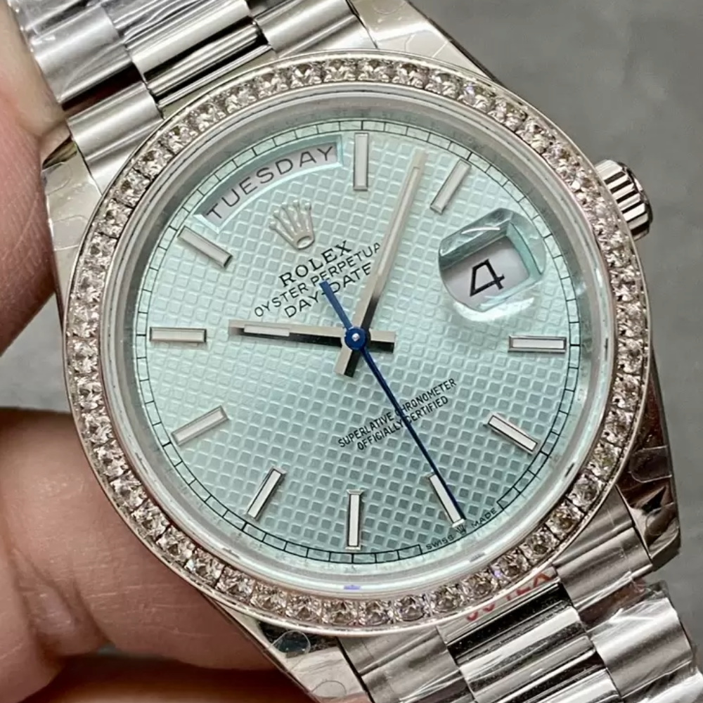 GM공장 롤렉스 데이데이트 아이스블루 그리드 다이얼 바인덱스 다이아베젤 40mm V3(텅스텐 헤비 버전) 228236