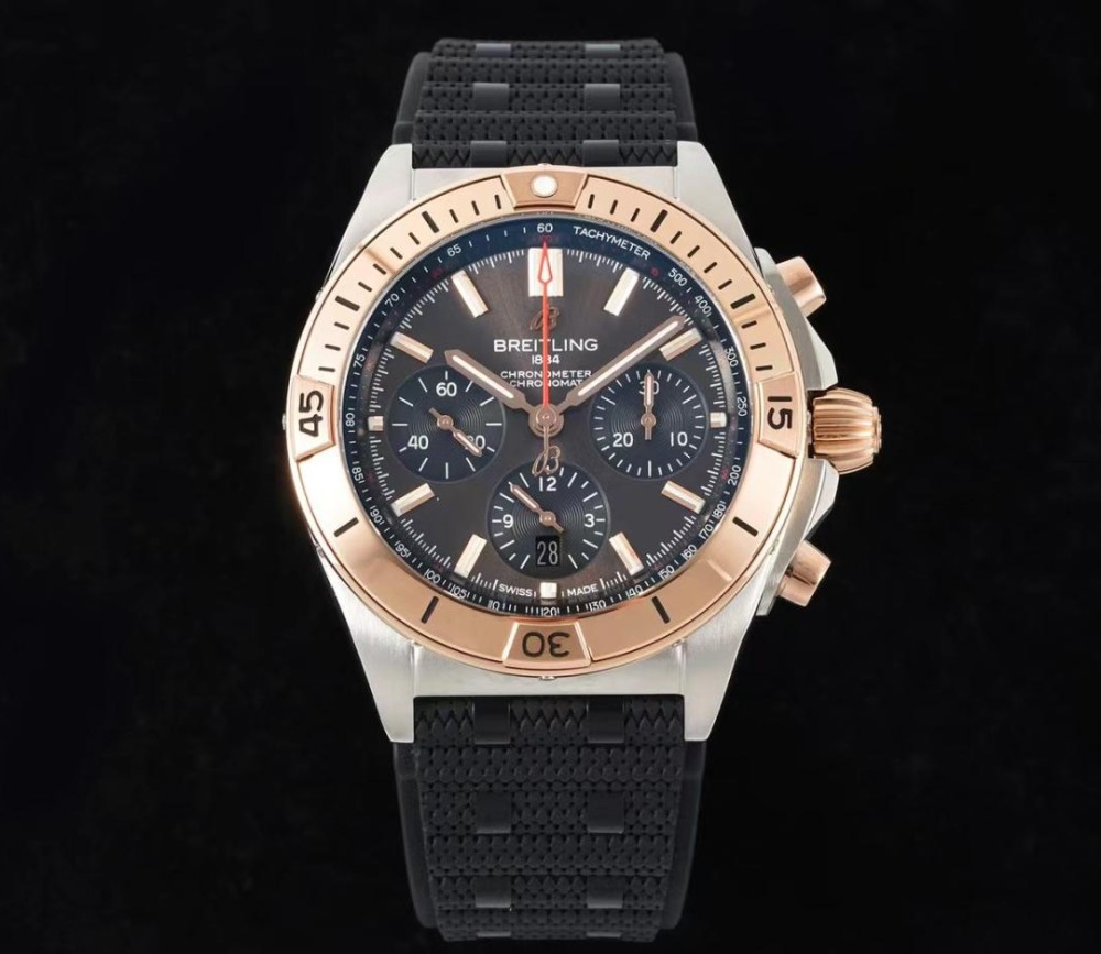 TF공장 브라이틀링 크로노그래프 크로노맷 브라운 다이얼 러버 스트랩 42mm UB0134101B1U1