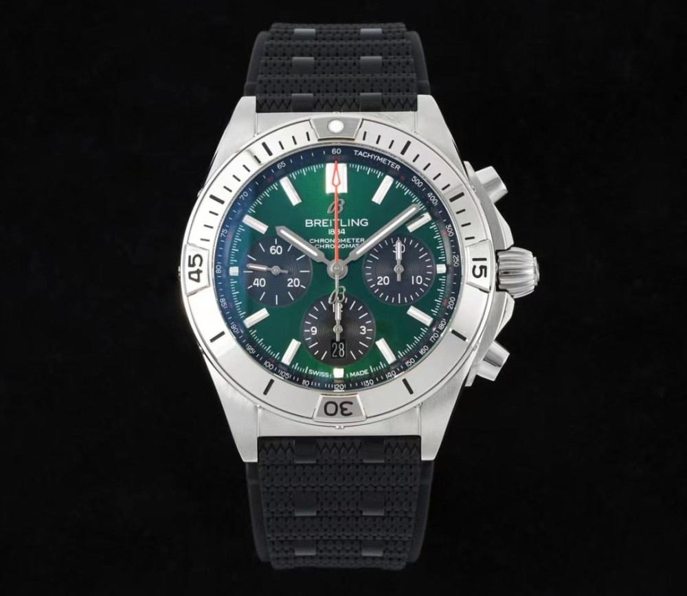 TF공장 브라이틀링 크로노그래프 크로노맷 그린 다이얼 러버 스트랩 42mm AB01343A1L1A1