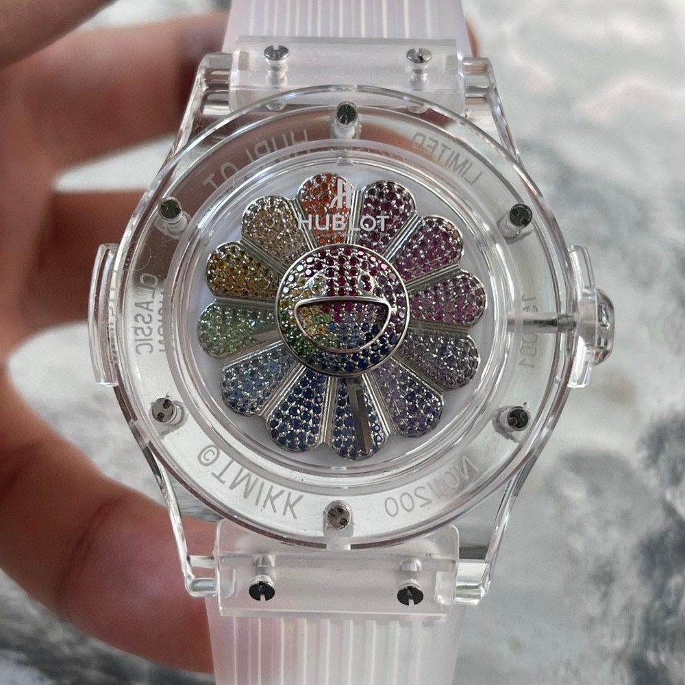 V9공장 위블로 클래식 퓨전 타카시 무라카미 한정판 45mm 507.JX.0800.RT.TAK21