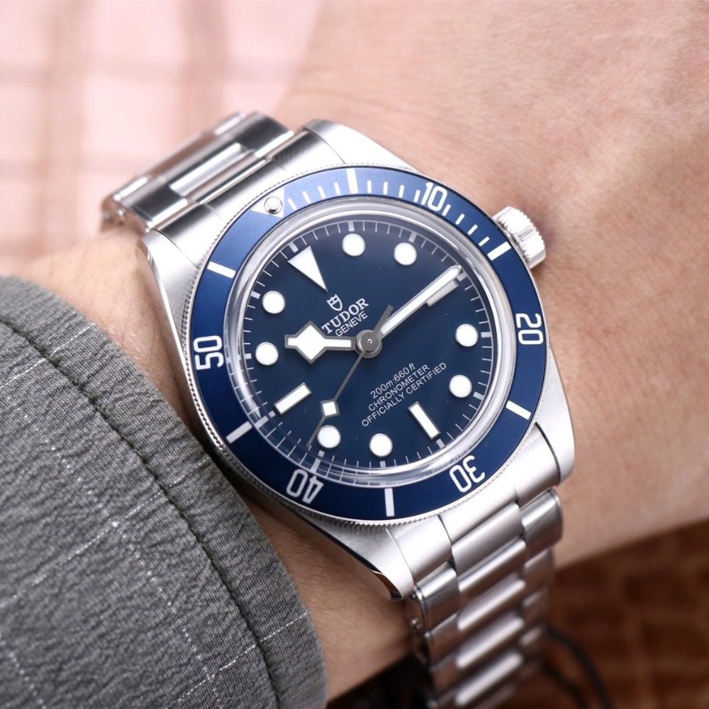 ZF공장 튜더 비완 스몰 쉴드 레트로 시크 블루 다이얼 39mm M79030b-0001