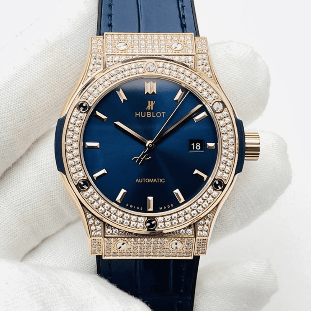 HB공장 위블로 클래식 퓨전 블루 다이얼 풀다이아 로즈골드 금통 가죽 스트랩 38mm/42mm 542.OX.7180.RX