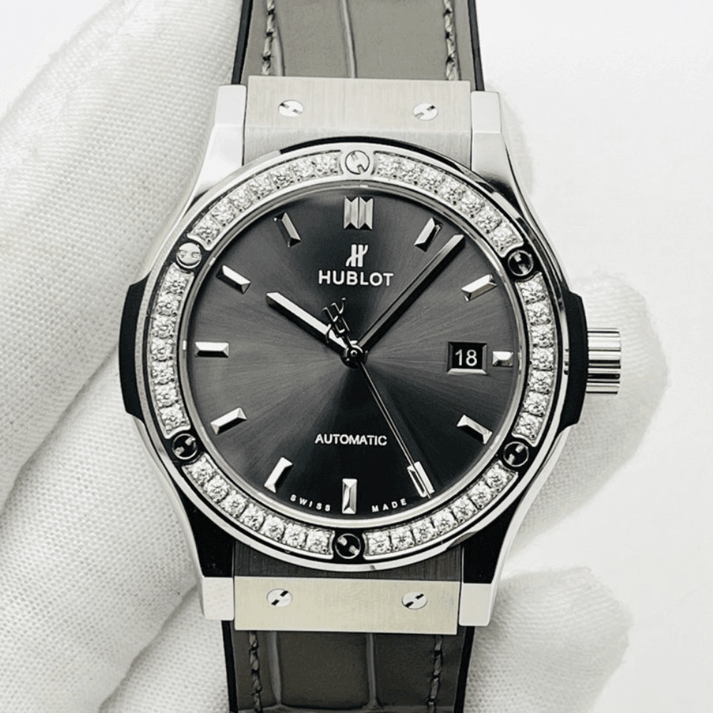 HB공장 위블로 클래식 퓨전 그레이 다이얼 다이아베젤 티타늄 가죽 스트랩 38mm/42mm 542.NX.7071.LR