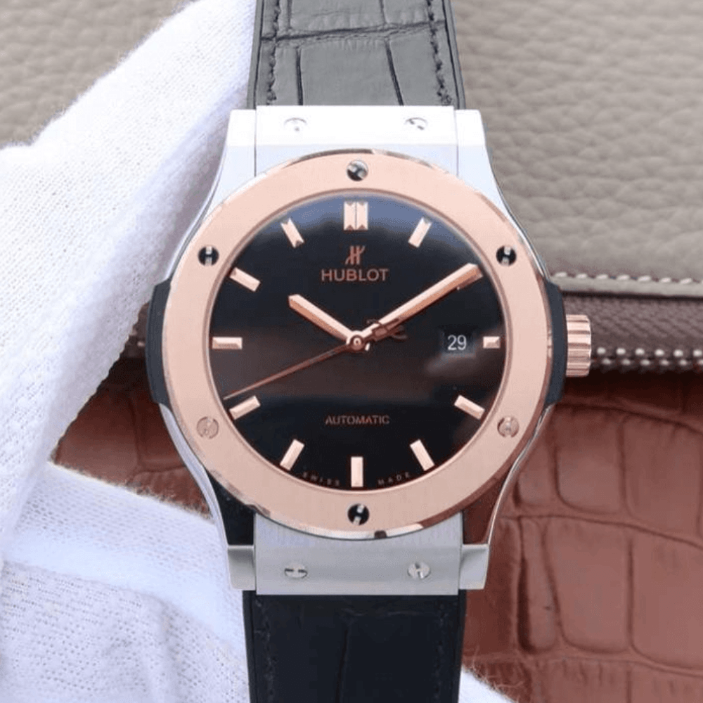 위블로 클래식 퓨전 콤비 블랙 다이얼 러버스트랩 42mm 542.NO.1181.LR