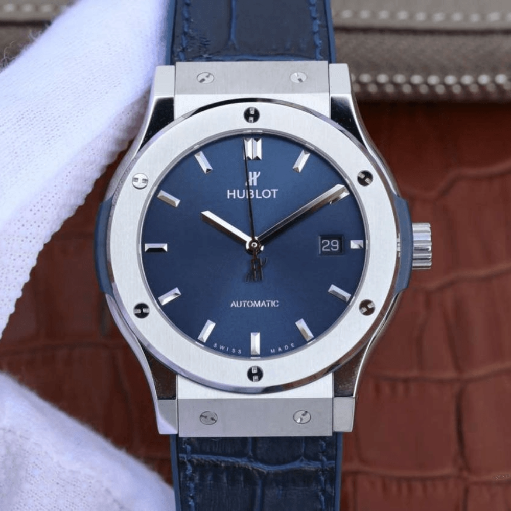 JJ공장 위블로 클래식 퓨전 티타늄 블루 다이얼 러버 스트랩 42mm 542.NX.7170.LR