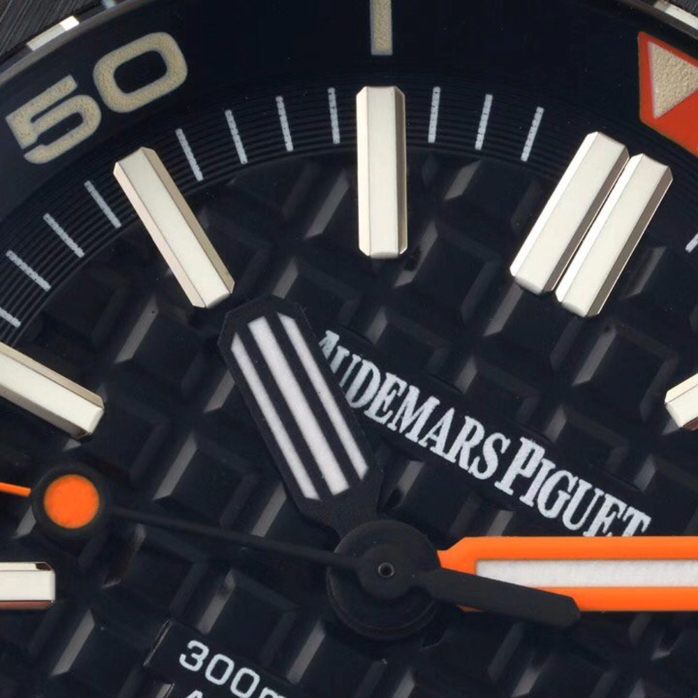 IP공장 오데마피게 로얄오크 오프쇼어 다이버 블랙 다이얼 세라믹 베젤 블랙 러버 스트랩 42mm 15707CE