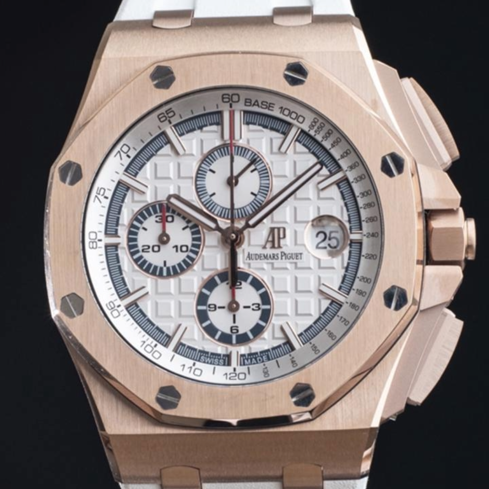 APF공장 오데마피게 로얄오크 오프쇼어 크로노그래프 화이트 다이얼 로즈골드 화이트 러버스트랩 44mm 26408OR