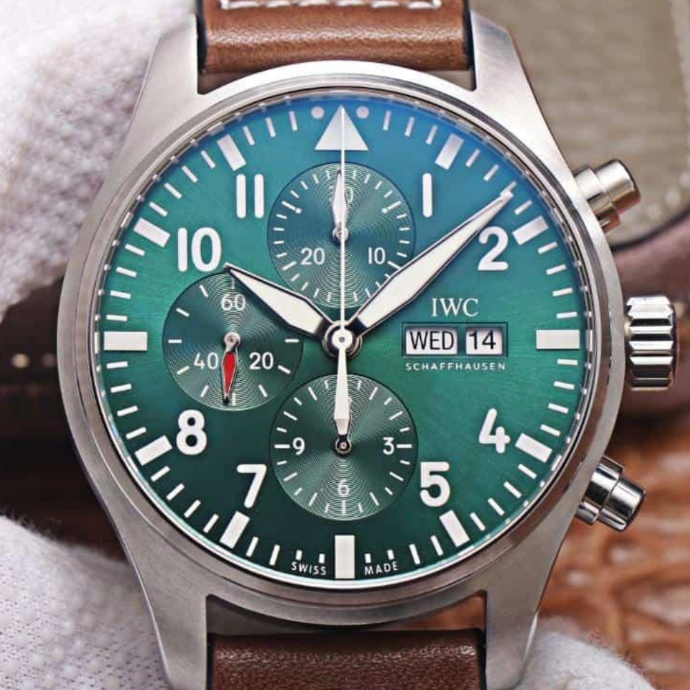 ZF공장 IWC 파일럿 크로노그래프 레이싱 그린 다이얼 레더 스트랩 43mm IW377726