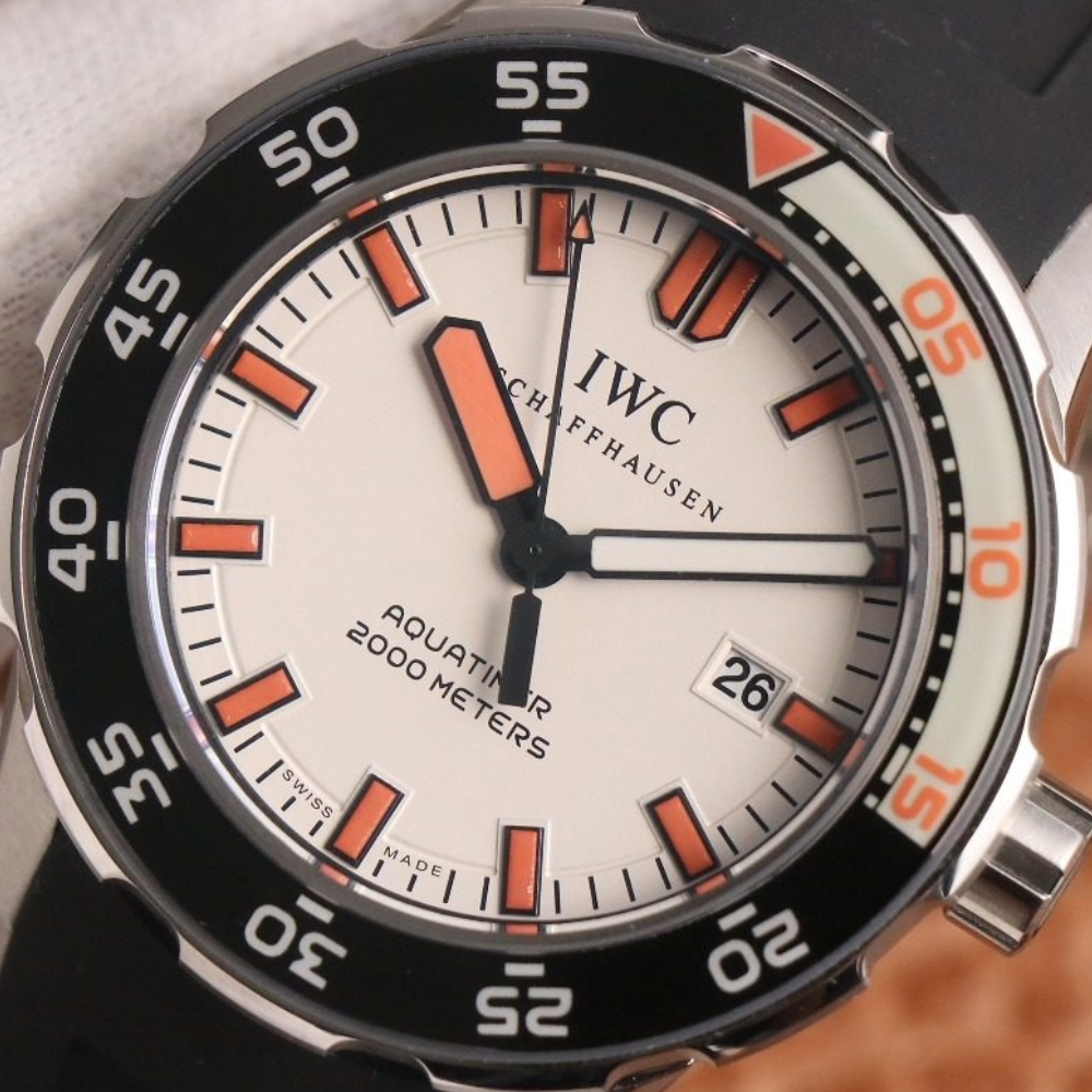 IWS공장 IWC 아쿠아타이머 스틸 화이트/오렌지 다이얼 러버 스트랩 44mm W356807