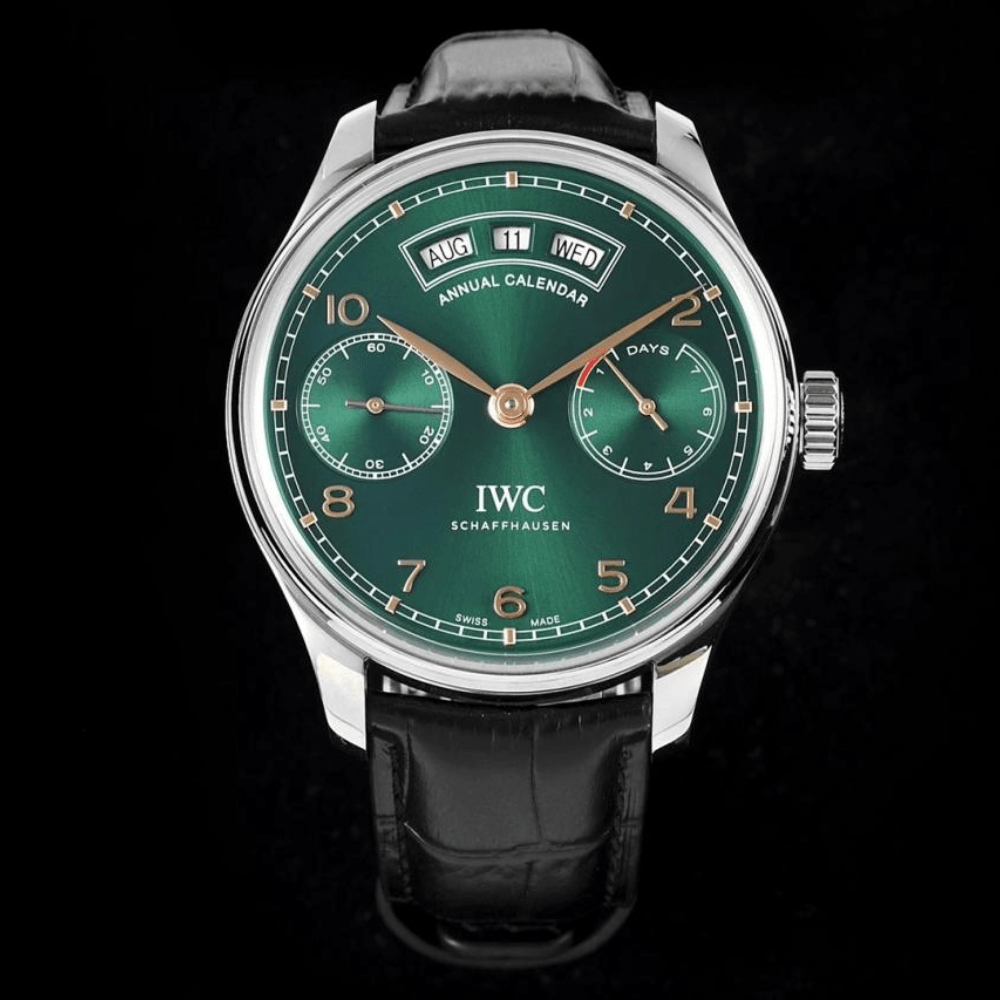 IWC 포르투기저 애뉴얼 캘린더 그린 다이얼 레더 스트랩 44mm IW503510