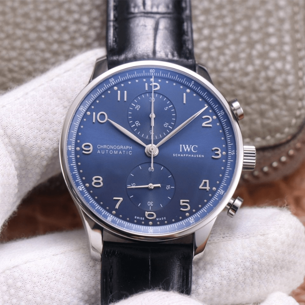 ZF공장 IWC 포르투기저 크로노그래프 화이트골드 블루 다이얼 41mm 레더 스트랩 IW371606