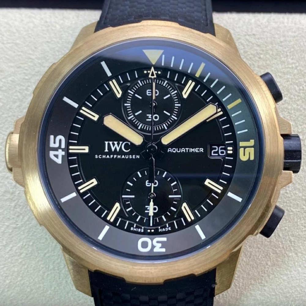 V6공장 IWC 아쿠아타이머 마린 크로노미터 다윈 익스페디션 스페셜 에디션 러버 스트랩 44mm IW379503