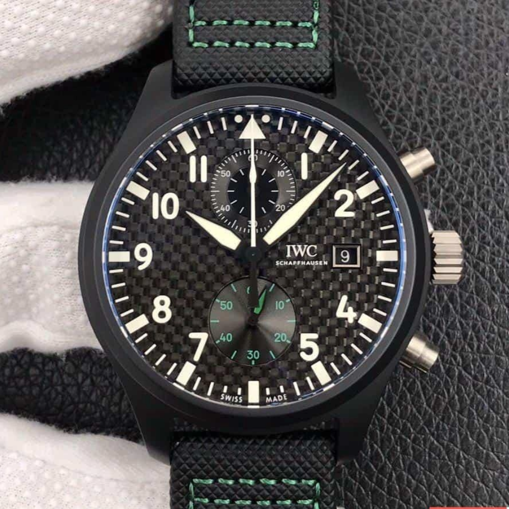 IWC 파일럿 탑건 크로노그래프 메르세데스 AMG 페트로나스 팀 스페셜 에디션 러버 스트랩 44.5mm IW389005