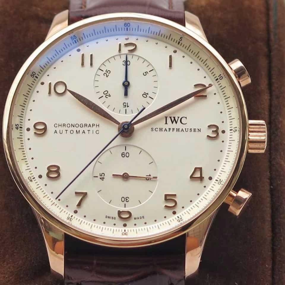 ZF공장 IWC 포르투기저 크로노그래프 로즈골드 화이트 다이얼 레더 스트랩 41mm IW371480