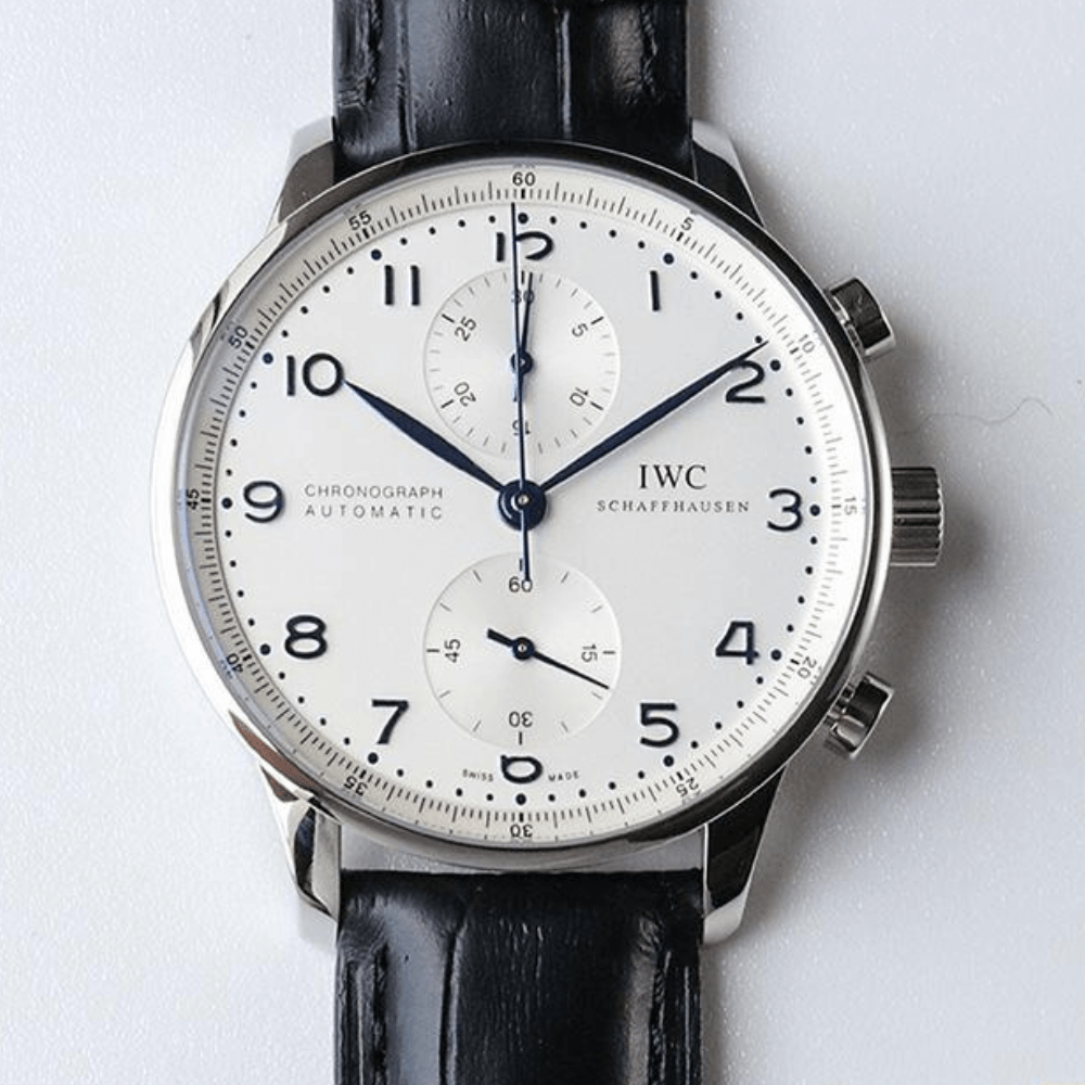 IWC 포르투기저 크로노그래프 블루 핸드 화이트골드 화이트 다이얼 레더 스트랩 41mm IW371446
