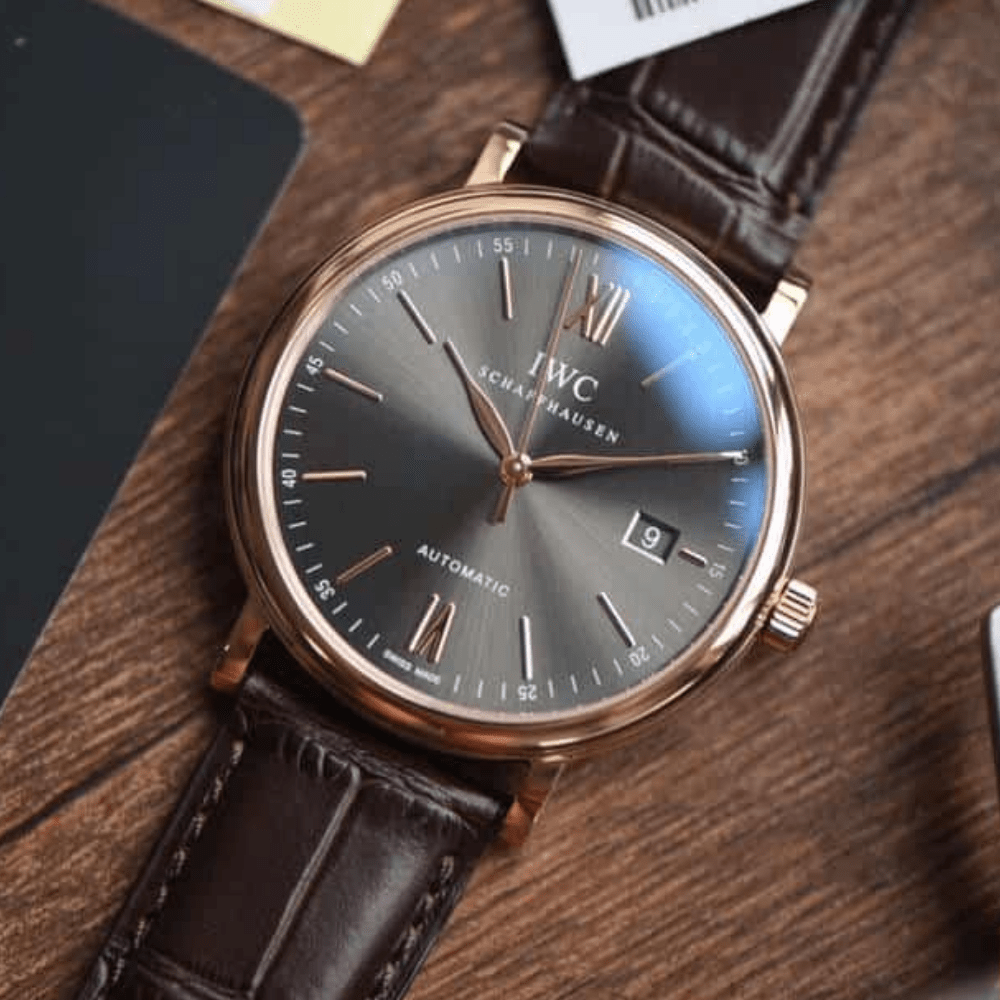 V7공장 IWC 포르토피노 로즈골드 블랙 다이얼 레더 스트랩 40mm IW356511