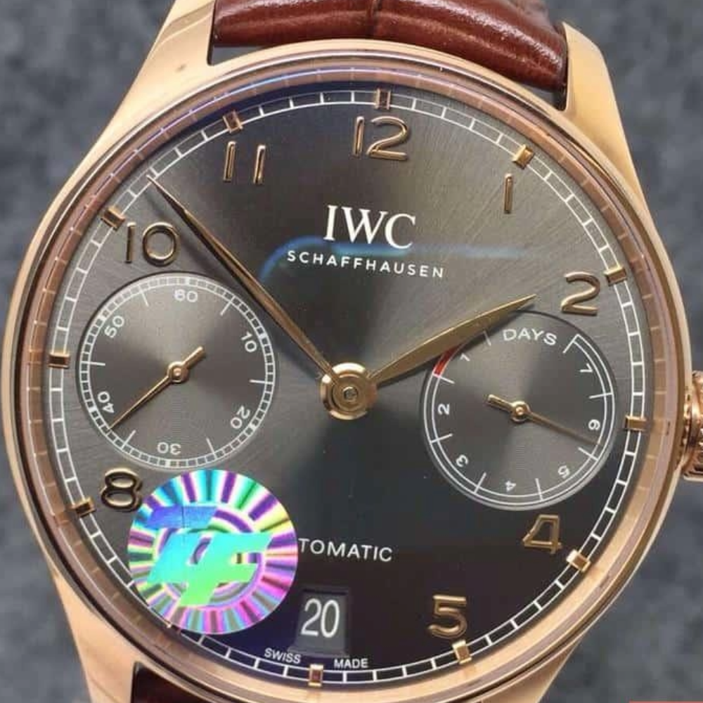 ZF공장 IWC 포르투기저 세븐데이즈 로즈골드 블랙 다이얼 레더 스트랩 42mm IW500125
