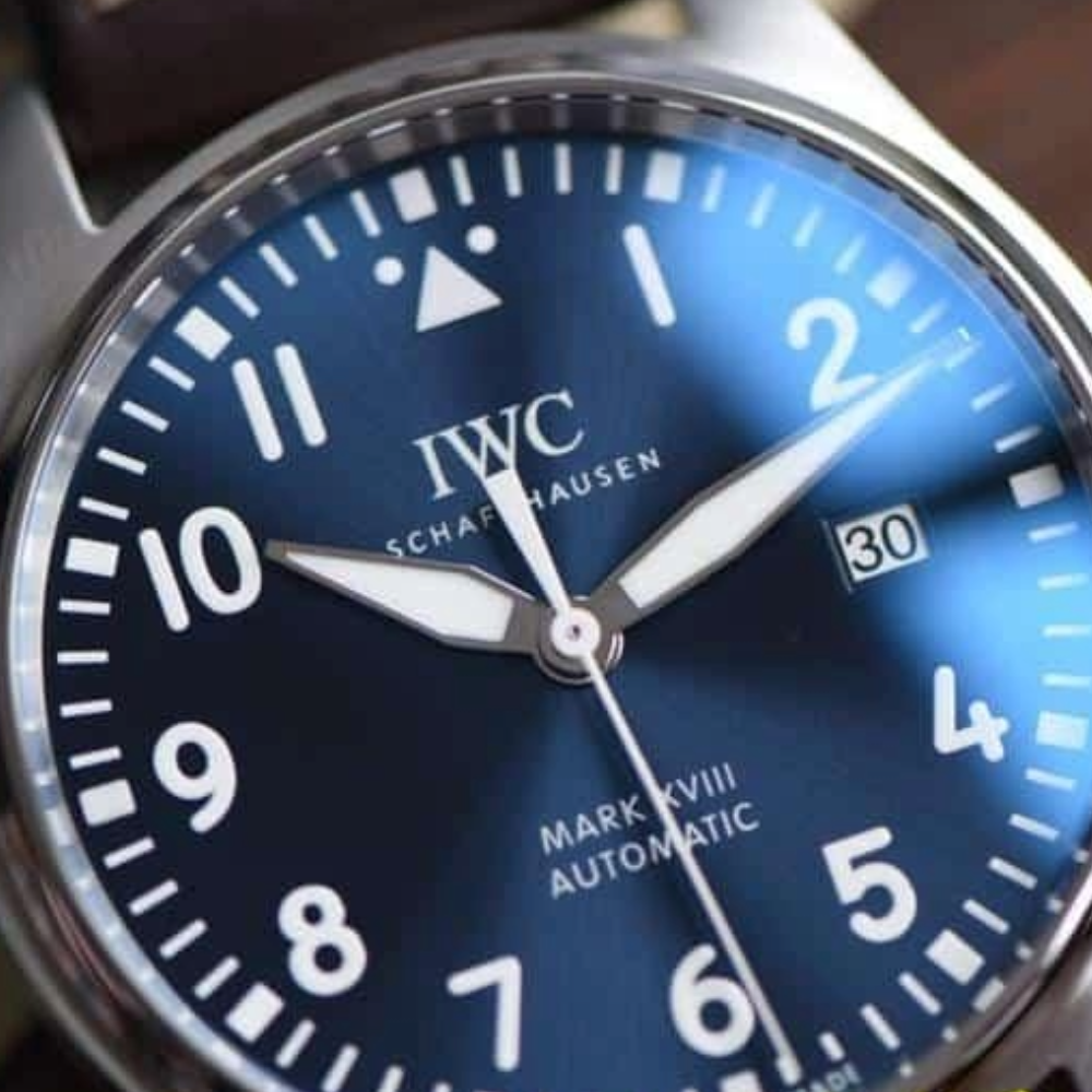 V7공장 IWC 파일럿 마크 18 어린왕자 에디션 블루 다이얼 레더 스트랩 40mm IW327004