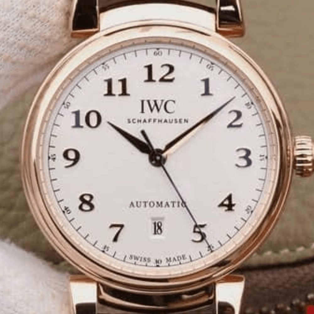 IWC 다빈치 오토매틱 로즈골드 화이트 다이얼 레더 스트랩 40mm IW458309