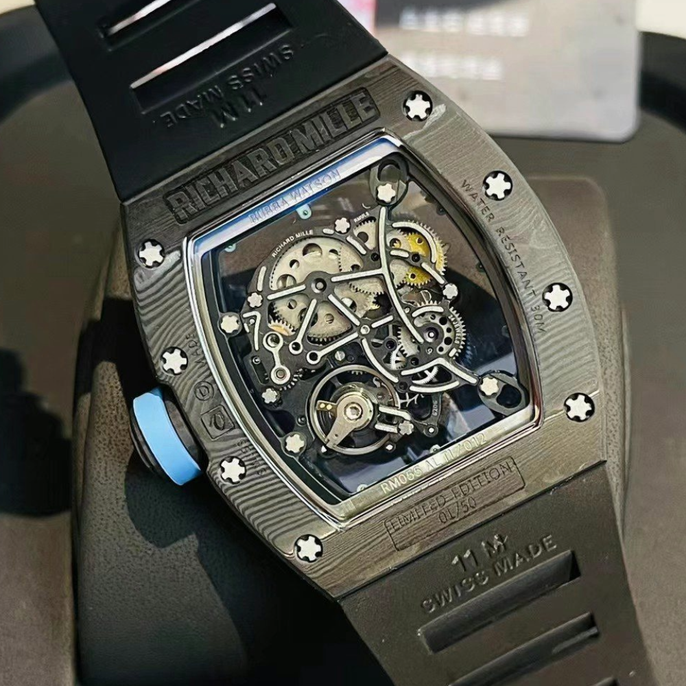 RM공장 리차드밀 부바왓슨 블랙 NTPT 카본 스켈레톤 다이얼 블랙 러버밴드 블루P RM-055