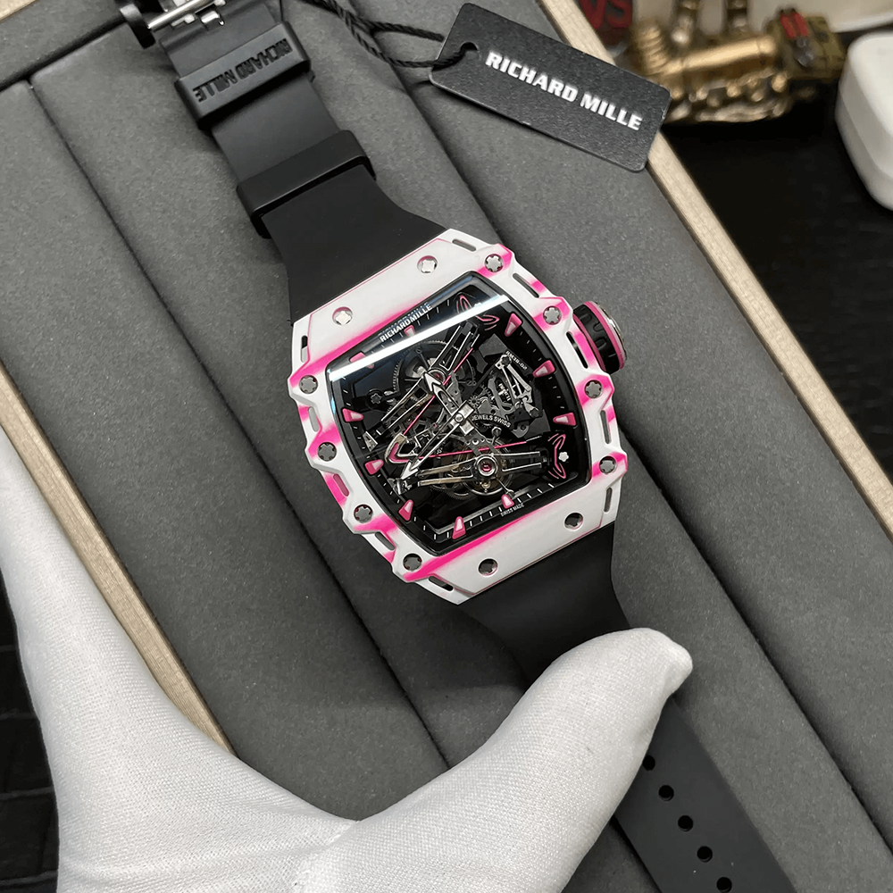 RM공장 리차드밀 부바왓슨 화이트/핑크 카본 파이버 투르비옹 블랙 러버밴드 RM38-02