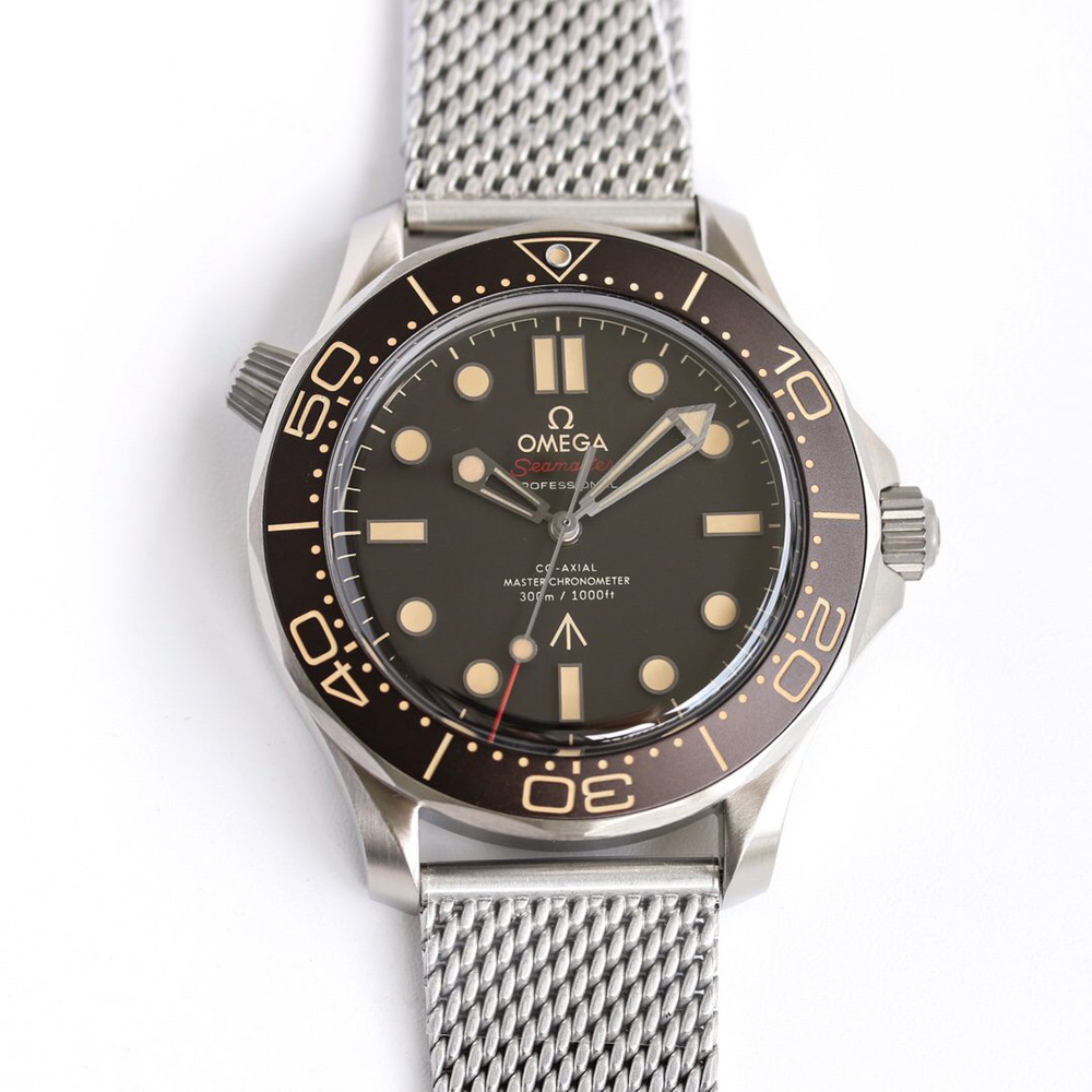 OR공장 오메가 씨마스터 300M 제임스 본드 007 에디션 42mm 210.90.42.20.01.001