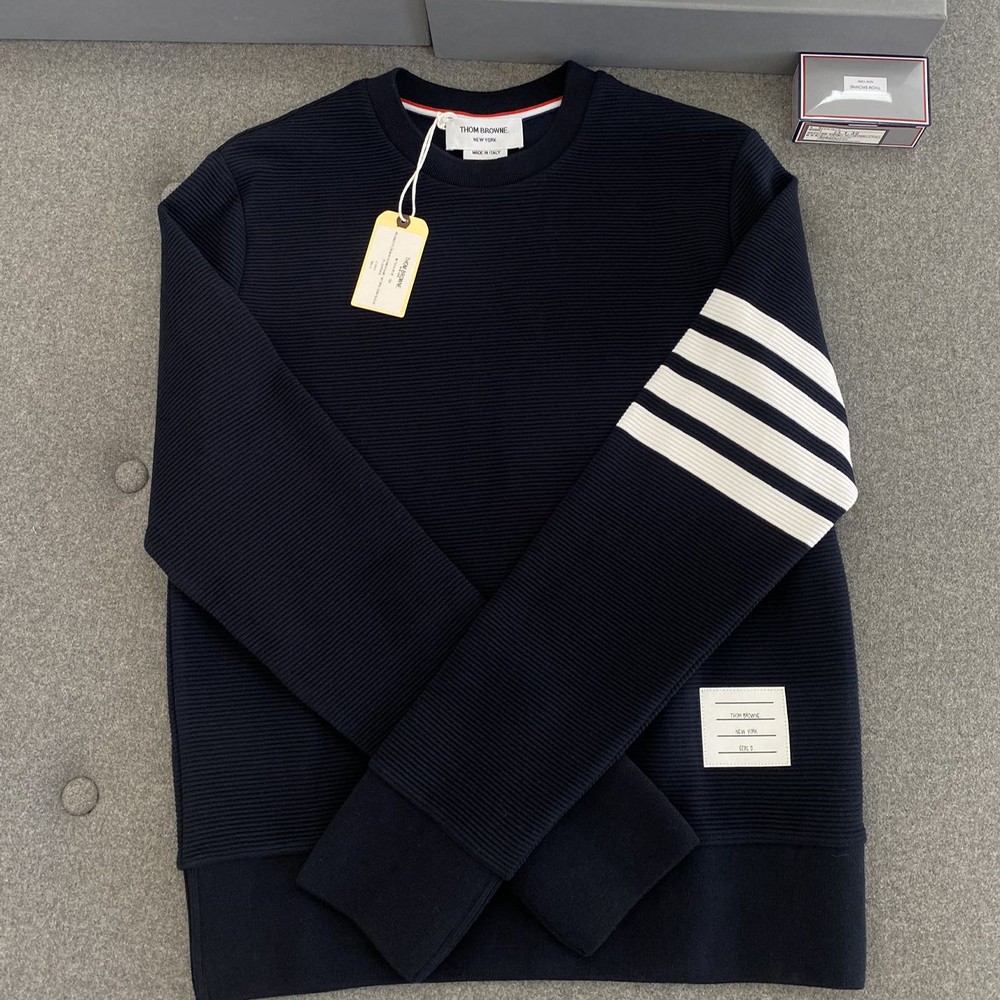 톰브라운 4바 클래식 크루넥 맨투맨