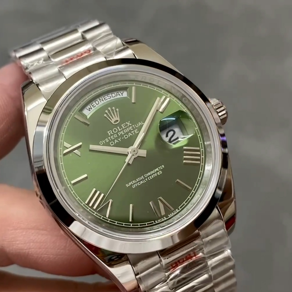 QF공장 롤렉스 데이데이트 그린 로만 다이얼 스무스 베젤 SS 브레이슬릿 40mm 텅스텐 228206