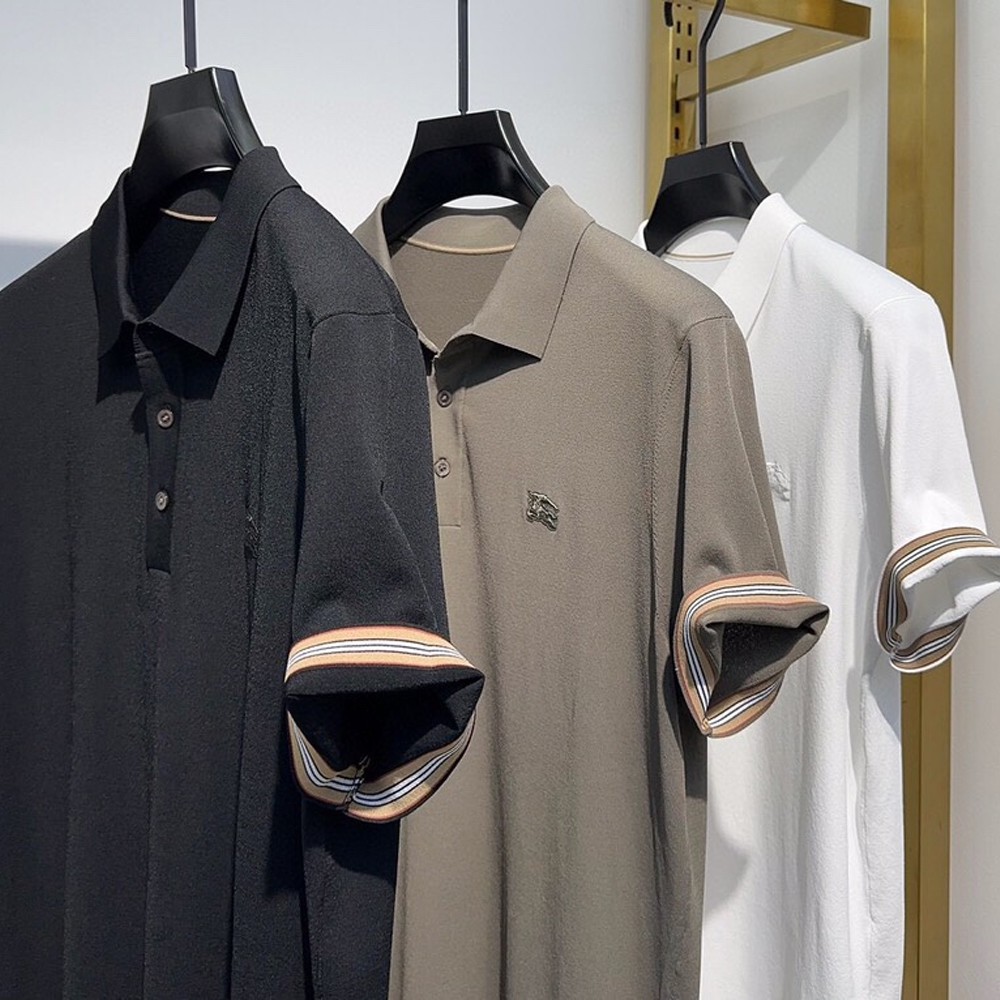 버버리 24SS 클래식 자수로고 폴로 반팔 티셔츠