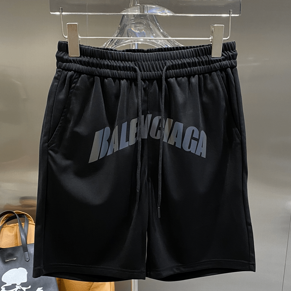 발렌시아가 24SS 로고 프린팅 반바지