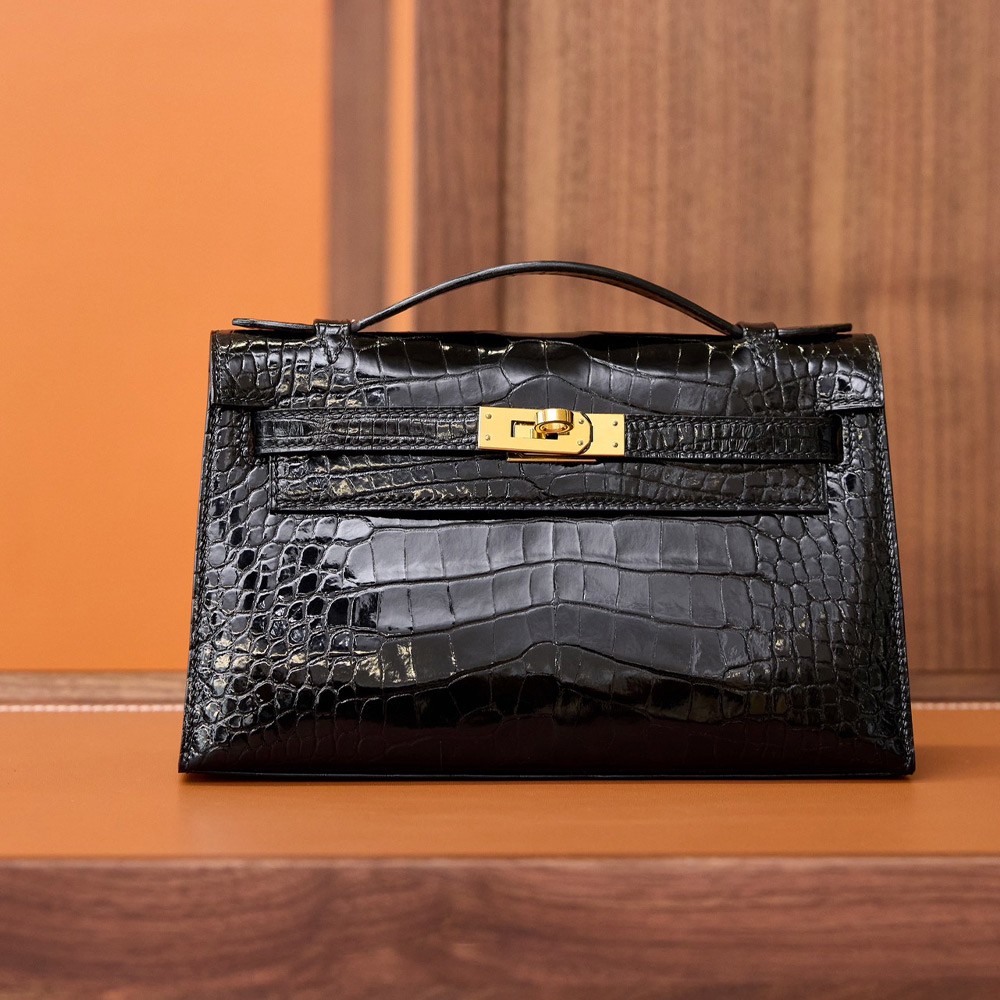 에르메스 올수공 크로커다일 미니 켈리 포쉐트 22 블랙 금장