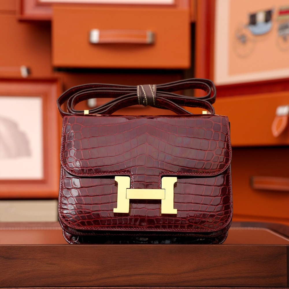 에르메스 올수공 엘리게이터 콘스탄스 18 버건디 골드 하드웨어