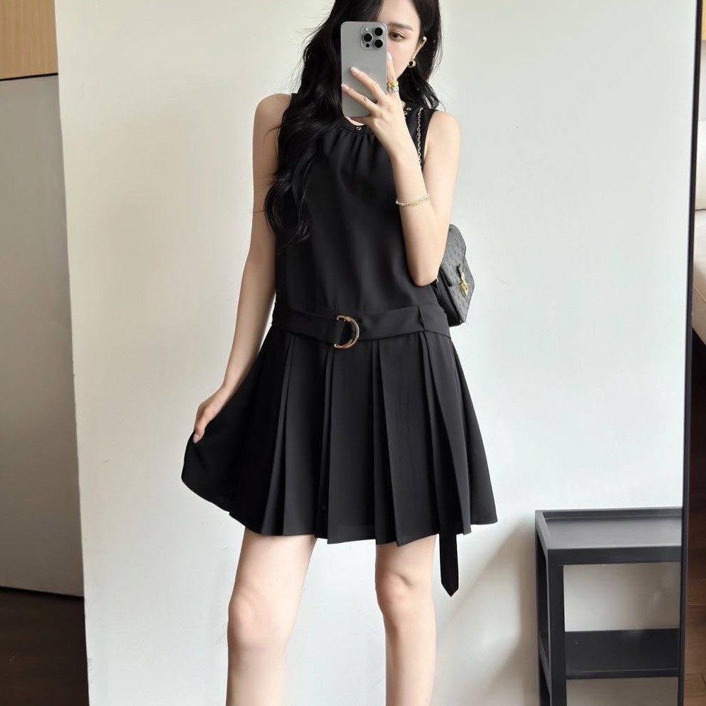 루이비통 24SS 신상 라운드 포인트 드레스 블랙