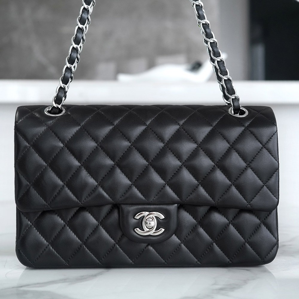 팬더샵 샤넬 클래식 플랩백 램스킨 은장 25cm