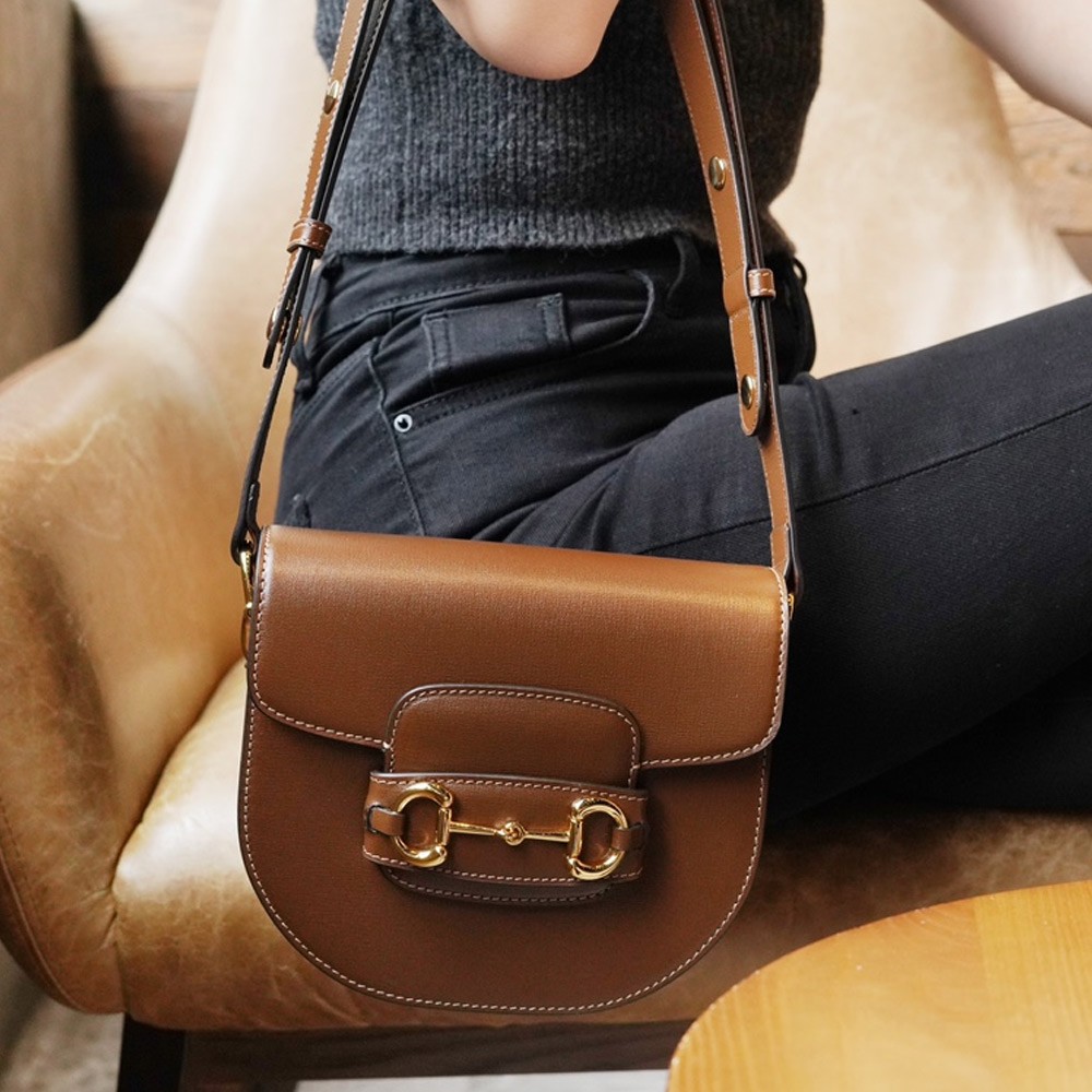 구찌 홀스빗 1955 라운드 미니 숄더백 브라운 760191