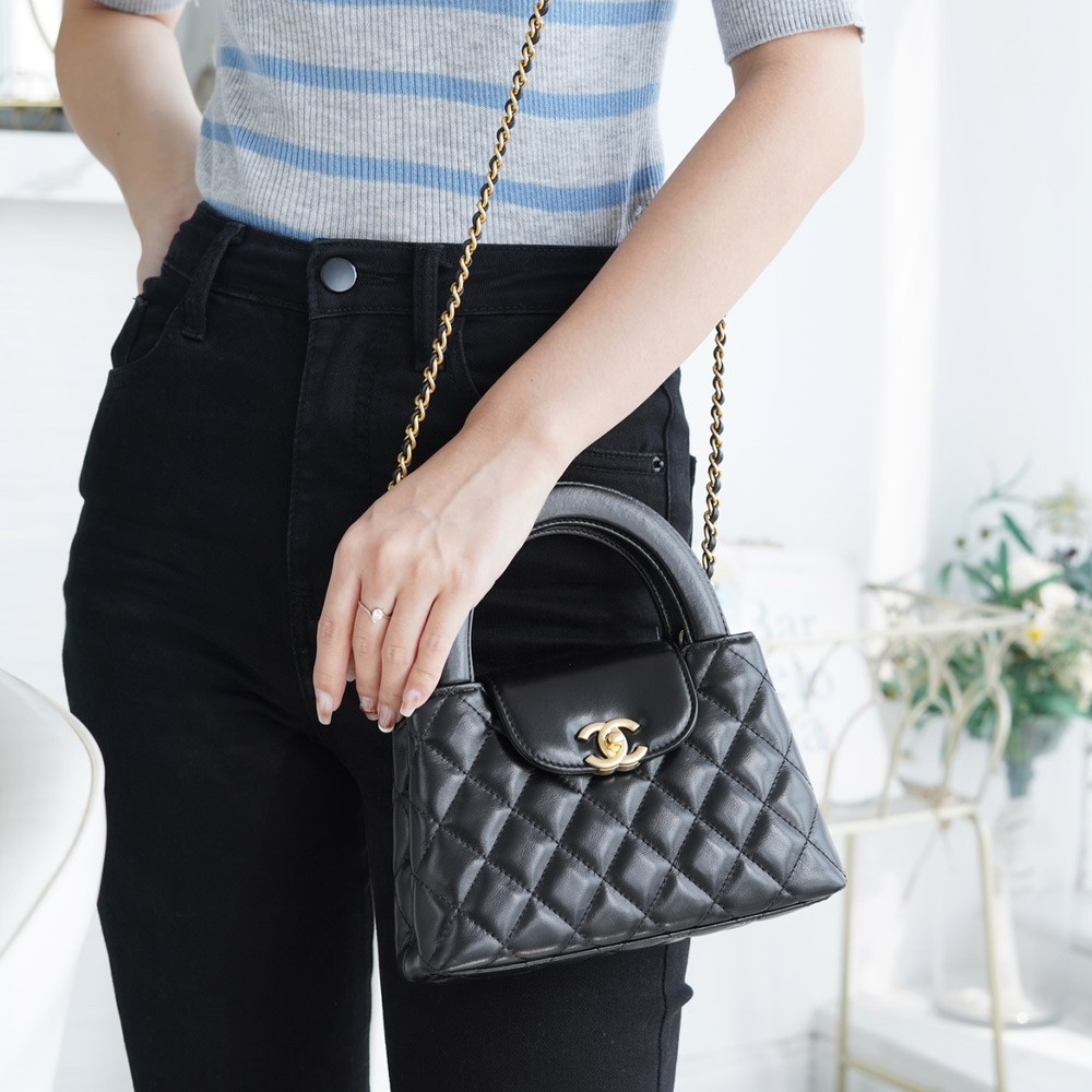 팬더샵 샤넬 23FW 켈리백 라지 블랙 금장 AS4416