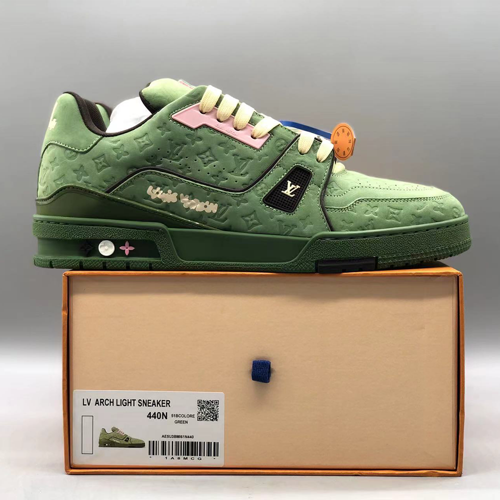 루이비통 2024 모노그램 타일러 그린컬러 LV 스니커즈