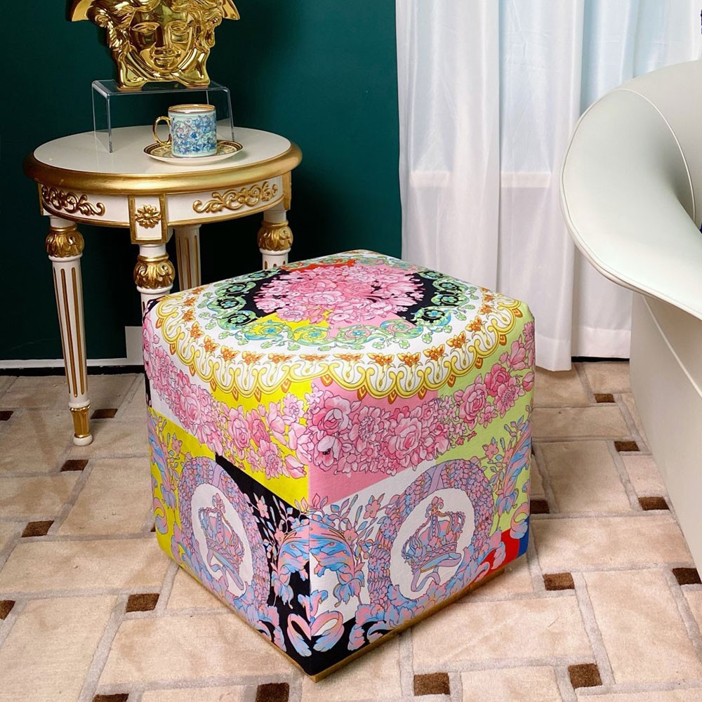 베르사체 하이앤드 벨벳 레인보우 스툴