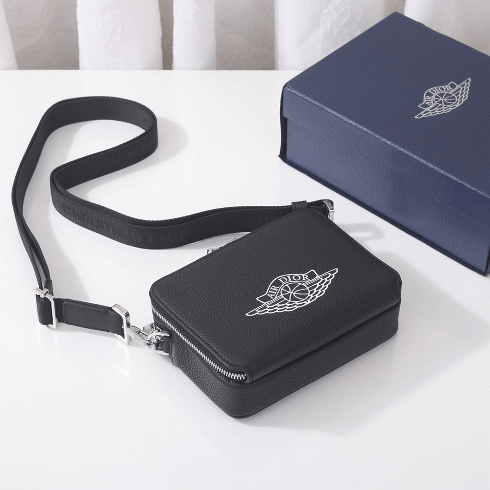 디올 옴므 에어디올 카메라백 에어조던 지퍼 컴팩트 AIR DIOR