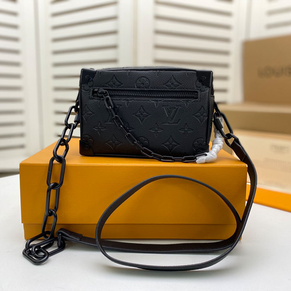 루이비통 미니 소프트 트렁크 모노그램 이클립스 M44735