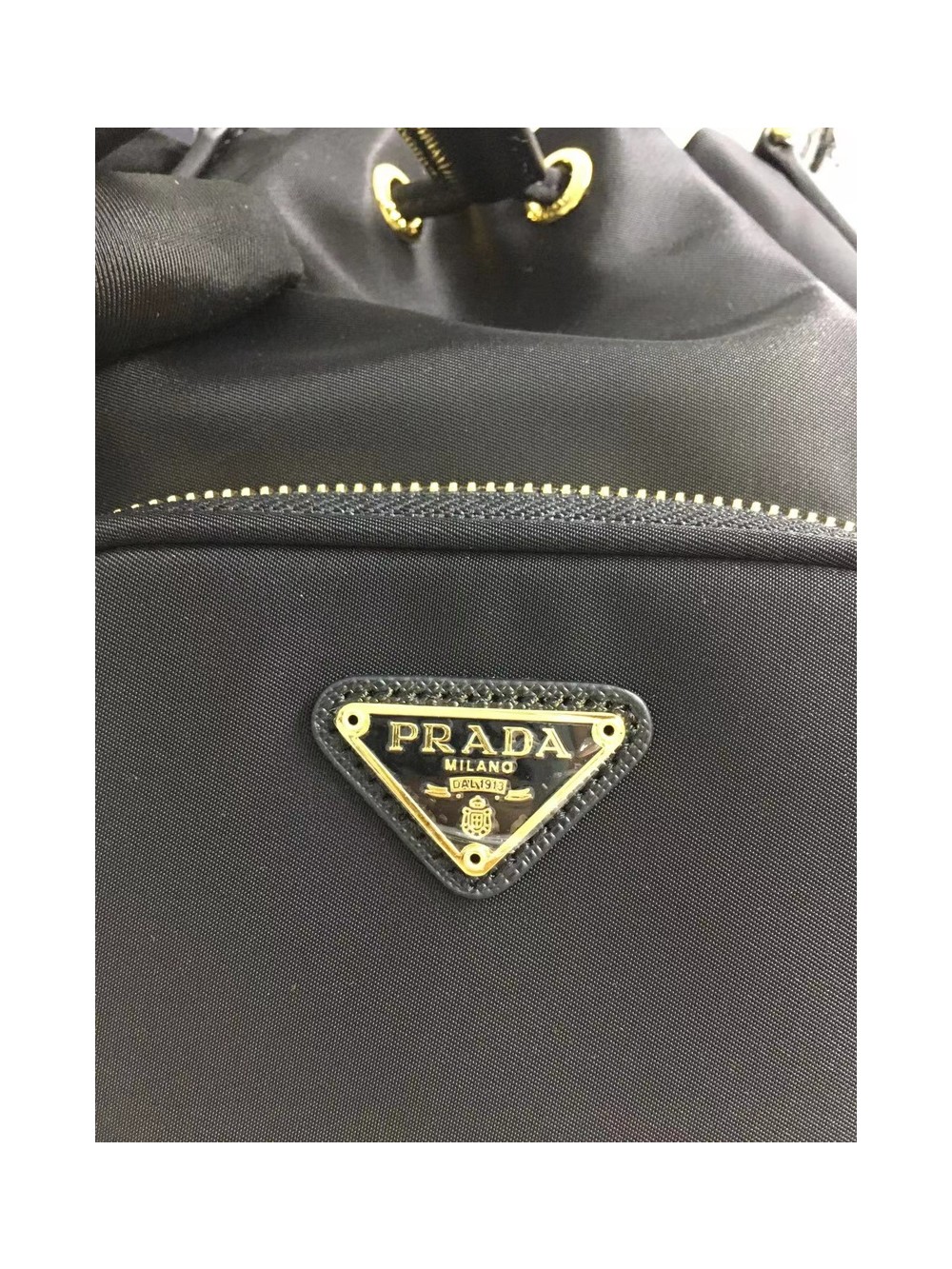 프라다 버킷백 1BH038 (upgrade ver.)