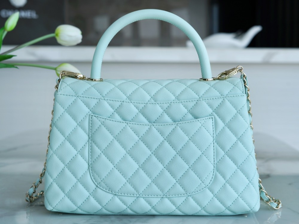 팬더샵 샤넬 코코핸들 체인 라이트블루 미듐 캐비어