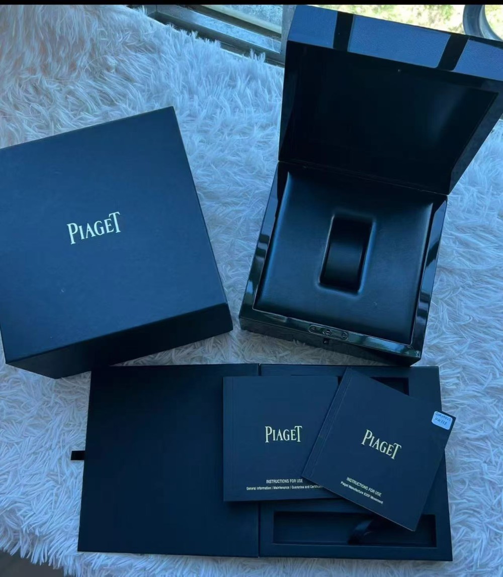 피아제 시계 케이스 및 구성품