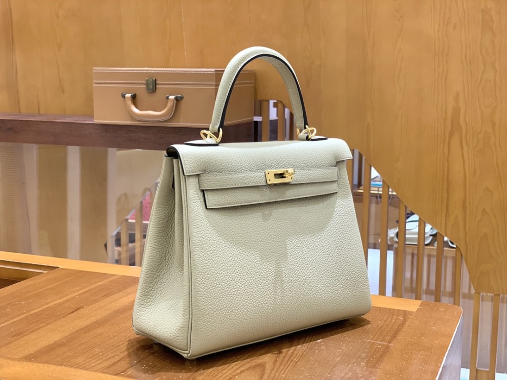 올수공 에르메스 켈리 25 토고 트렌치코트 그레이 골드 버클