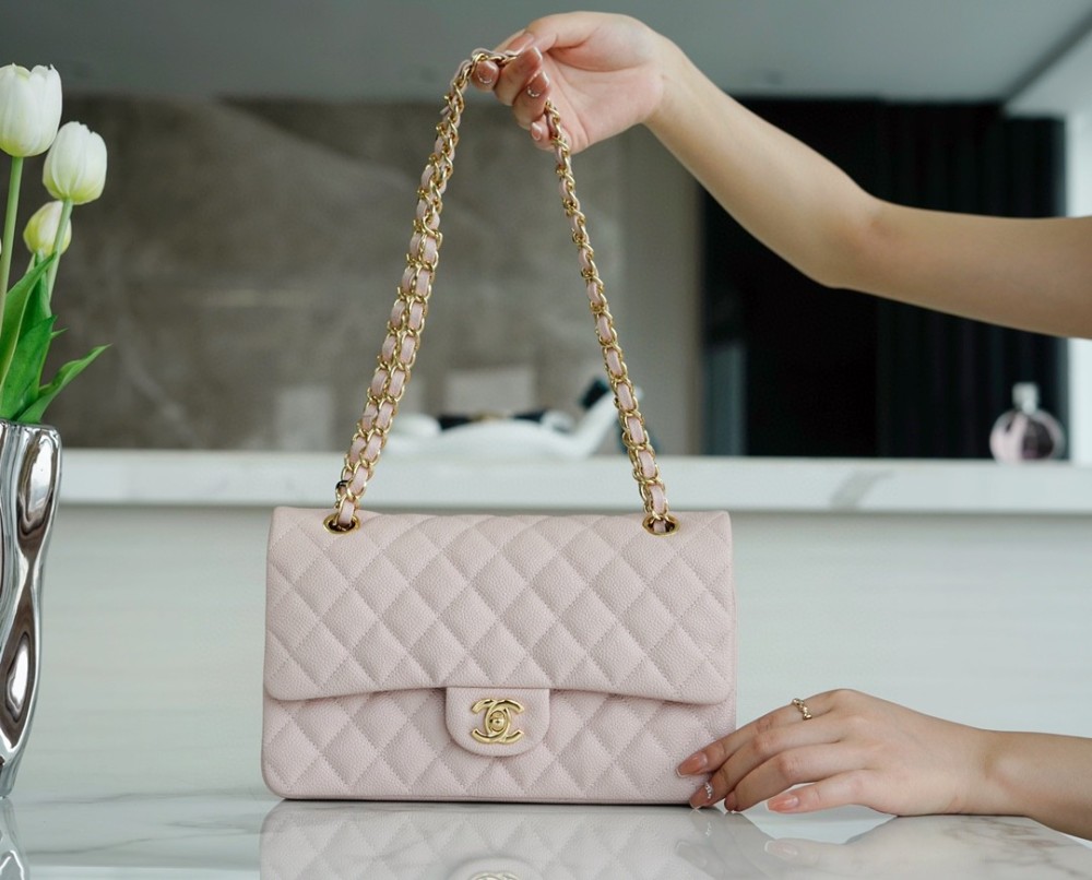 팬더샵 샤넬 클래식 미듐 핑크 금장 캐비어