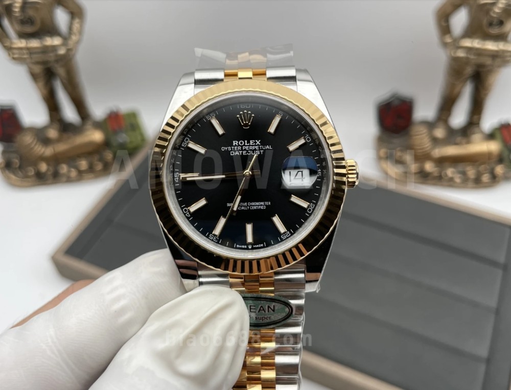 클린공장 롤렉스 데이저스트 블랙 다이얼 옐골 콤비 쥬빌레 41mm 126333